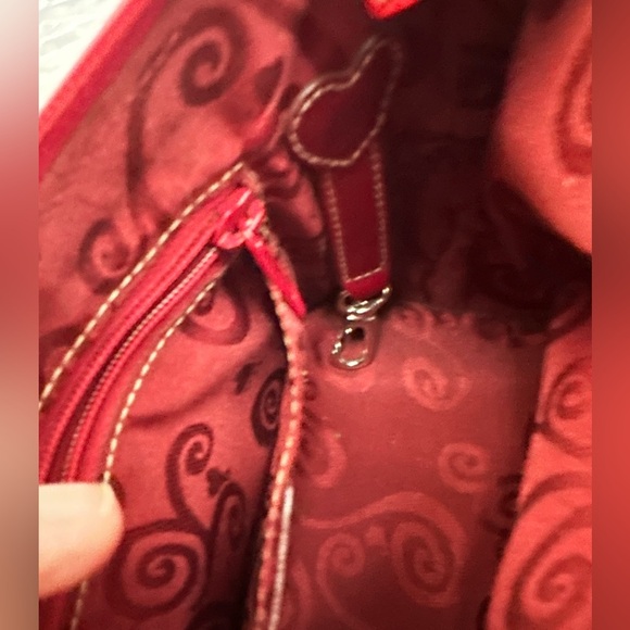 Brighton Red Pebbled Leather Shoulder Bag Heart Charm Croc Embossed - Picture 8 of 8